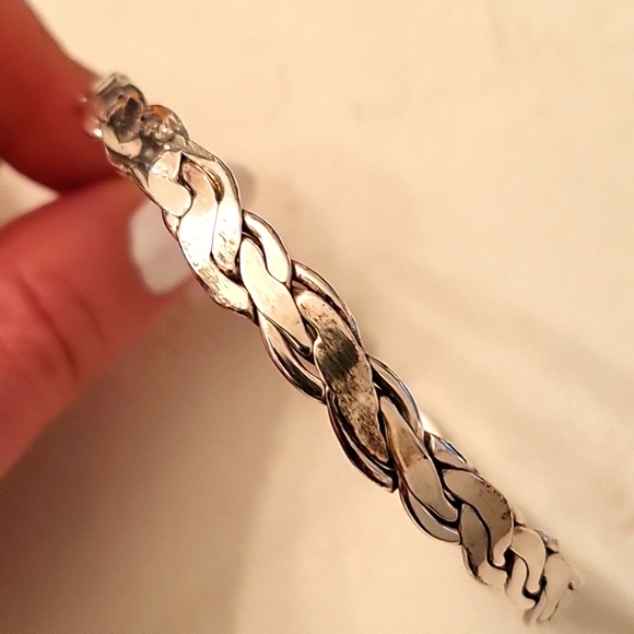 Vintage Silver Bangle, Braid Pattern - Picture 12 of 13